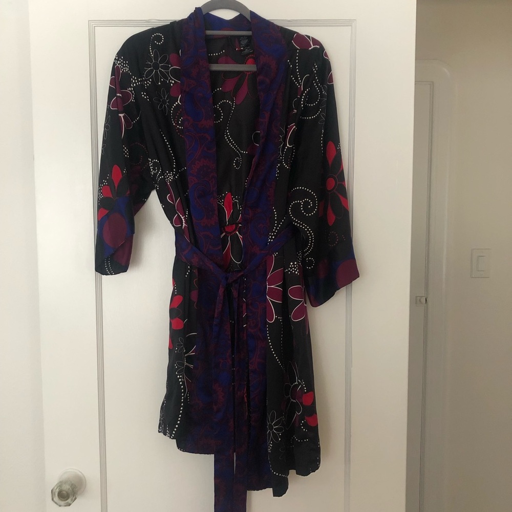 H&M silk like robe